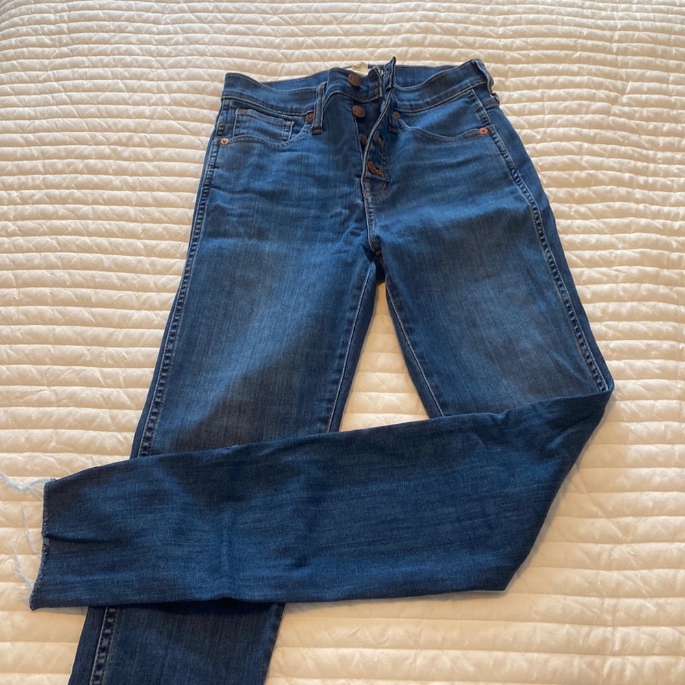 Madewell Button Fly 26 Tall Ankle Fray Jeans